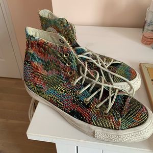 Size 9 colourful Converse